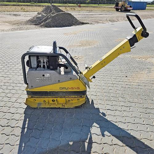 Wacker Neuson DPU 4545 - Placă compactoare: Foto 4 Wacker Neuson DPU 4545 - Placă compactoare: Foto 4