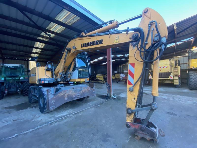 Liebherr A314 Litronic - Excavator pe roţi: Foto 1 Liebherr A314 Litronic - Excavator pe roţi: Foto 1