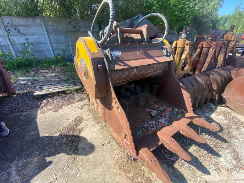 MB BF 120-4 - Cupă pentru Utilaje constructii: Foto 1 MB BF 120-4 - Cupă pentru Utilaje constructii: Foto 1