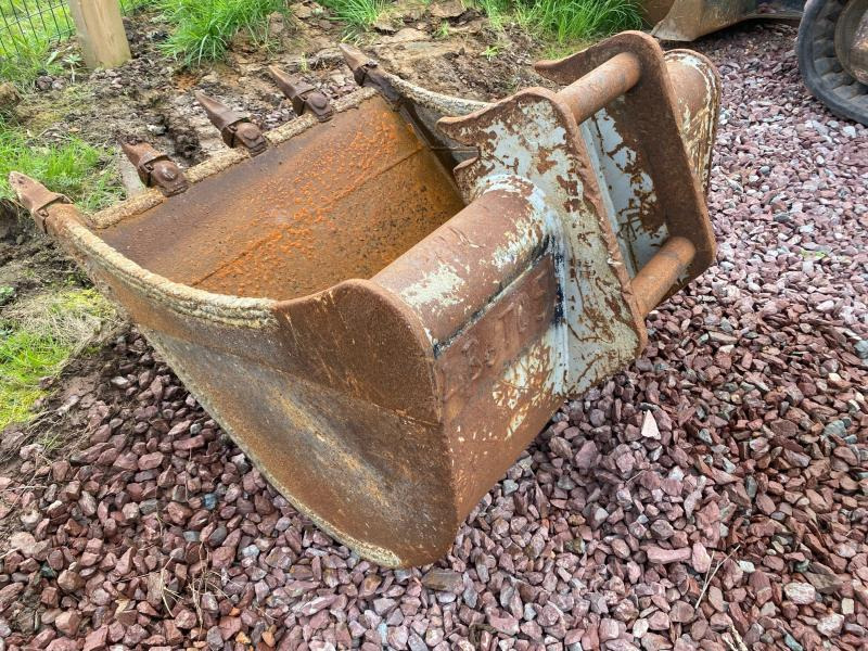 VOLVO 90 CM - Cupă excavator: Foto 4 VOLVO 90 CM - Cupă excavator: Foto 4