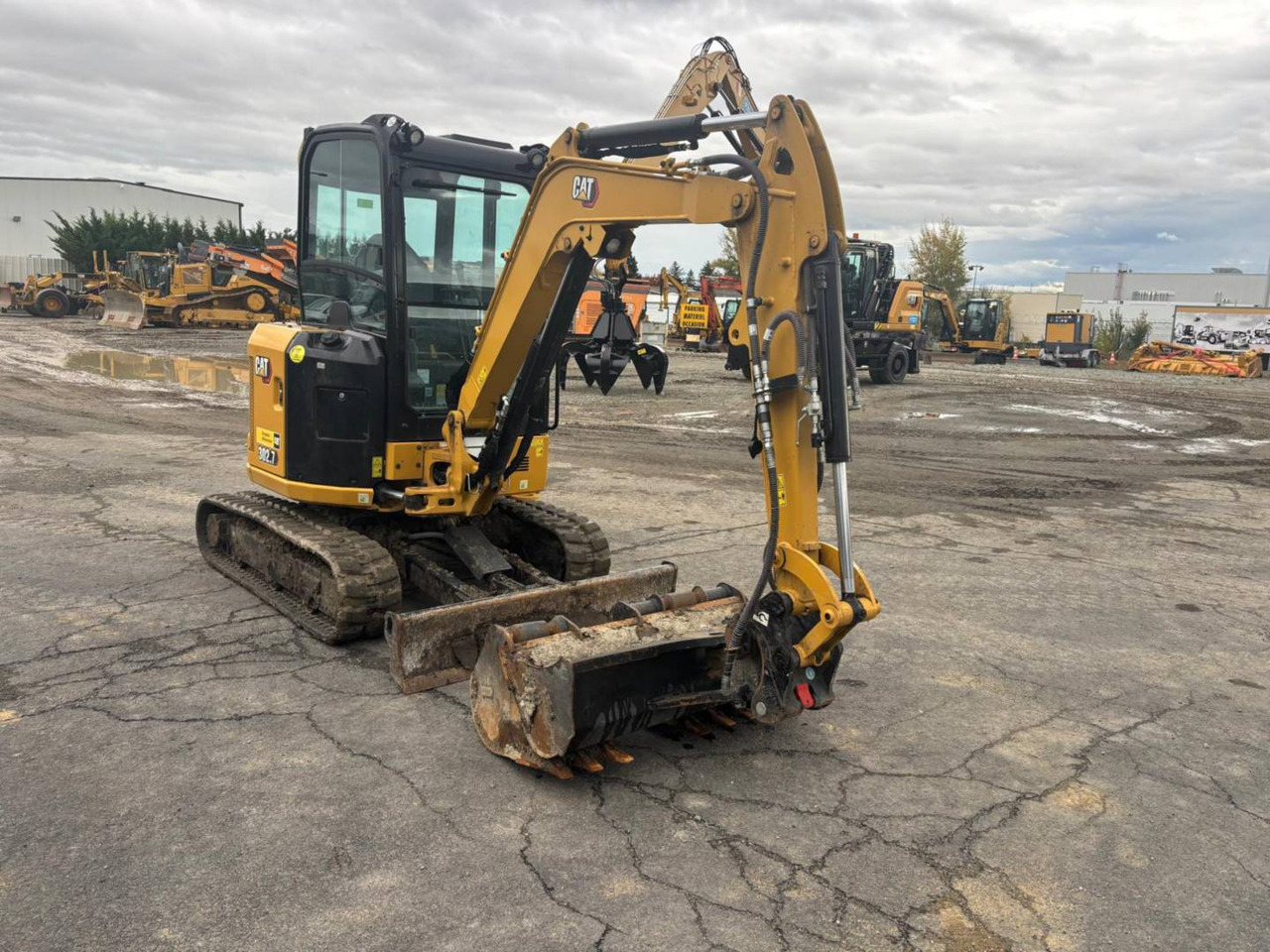 CAT 302.7 - Excavator pe şenile: Foto 1 CAT 302.7 - Excavator pe şenile: Foto 1