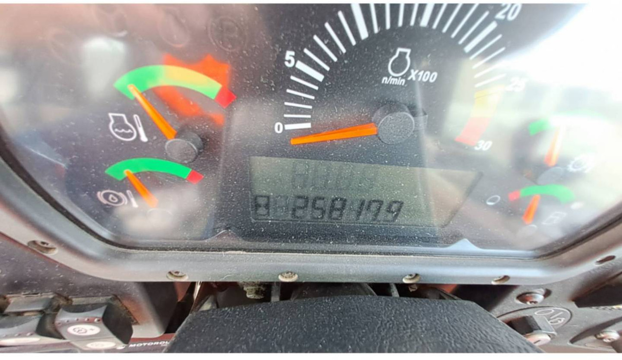 CAT 777F - Camion minier: Foto 5 CAT 777F - Camion minier: Foto 5