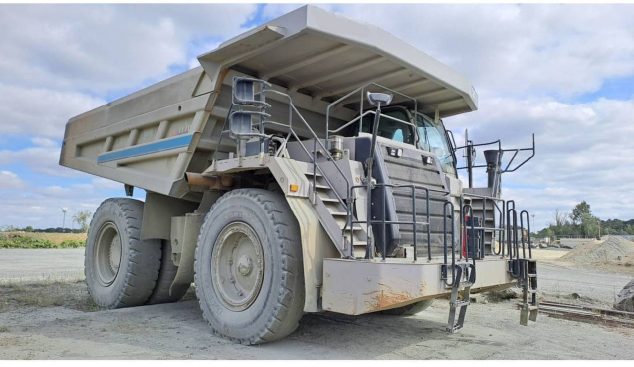 CAT 777F - Camion minier: Foto 2 CAT 777F - Camion minier: Foto 2