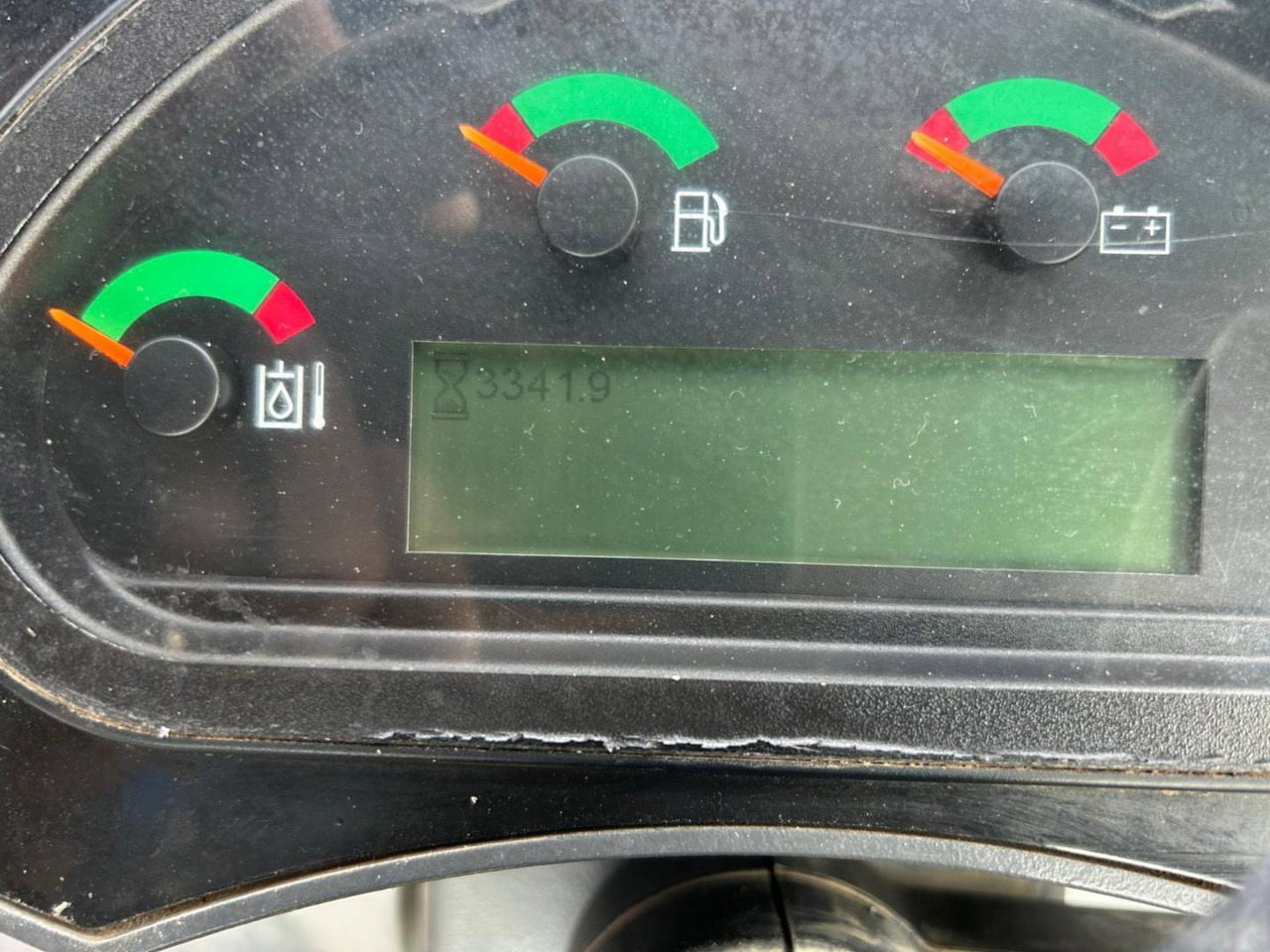 CAT 906M - Încărcător frontal pe pneuri: Foto 5 CAT 906M - Încărcător frontal pe pneuri: Foto 5