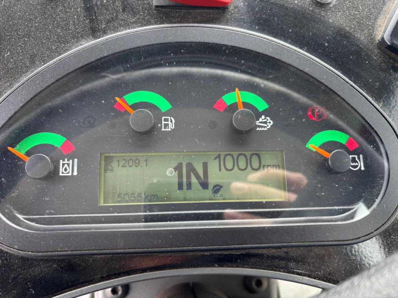 CAT 914M - Încărcător frontal pe pneuri: Foto 5 CAT 914M - Încărcător frontal pe pneuri: Foto 5