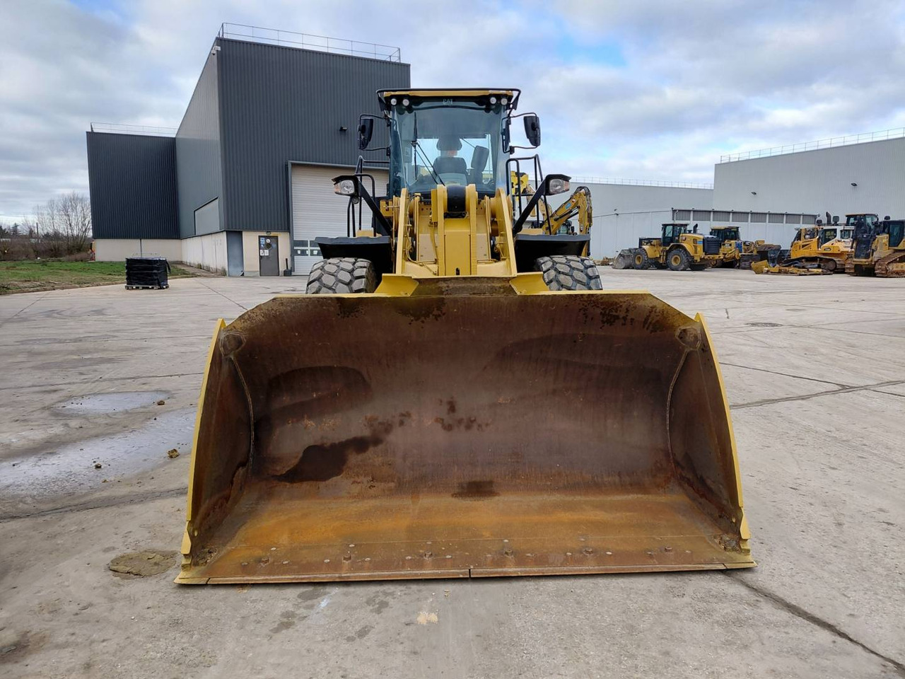 CAT 950M - Încărcător frontal pe pneuri: Foto 4 CAT 950M - Încărcător frontal pe pneuri: Foto 4