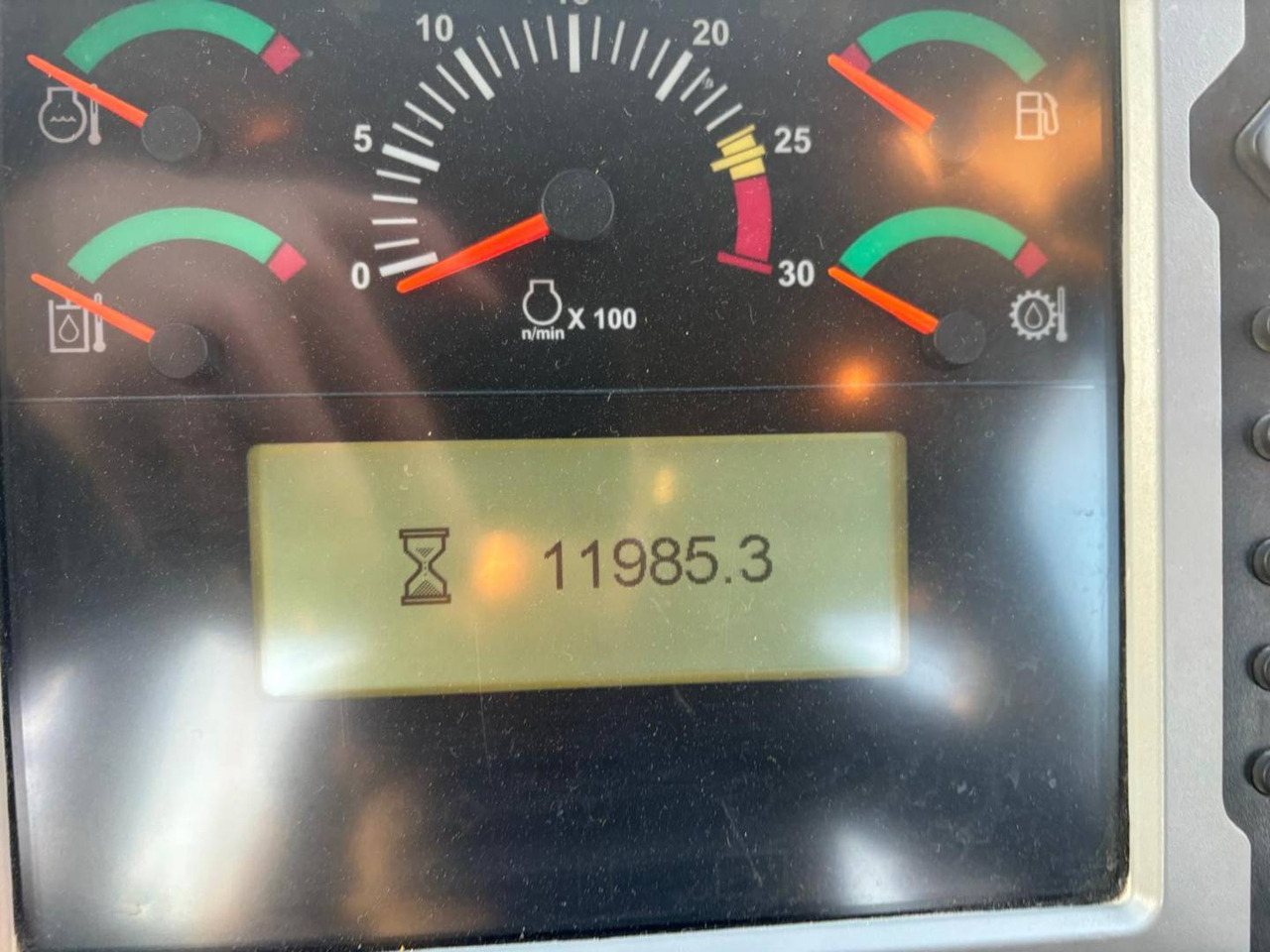 CAT 972K - Încărcător frontal pe pneuri: Foto 5 CAT 972K - Încărcător frontal pe pneuri: Foto 5