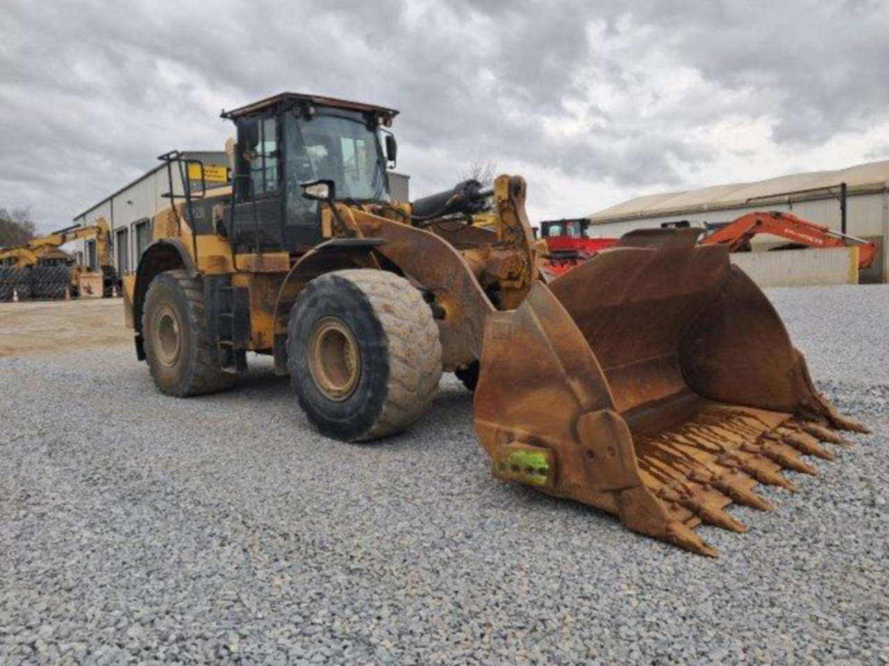 CAT 972K - Încărcător frontal pe pneuri: Foto 2 CAT 972K - Încărcător frontal pe pneuri: Foto 2