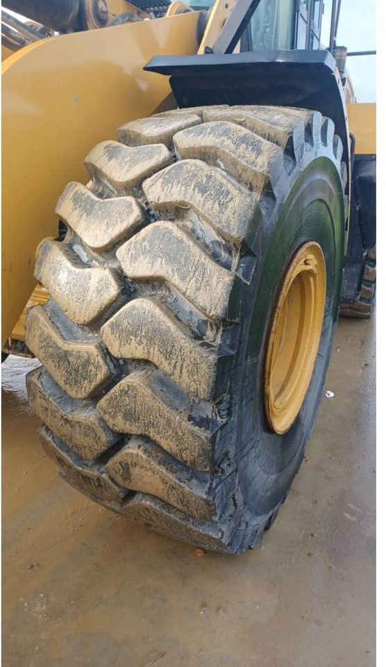 Încărcător frontal pe pneuri CAT 972M: Foto 19 Încărcător frontal pe pneuri CAT 972M: Foto 19