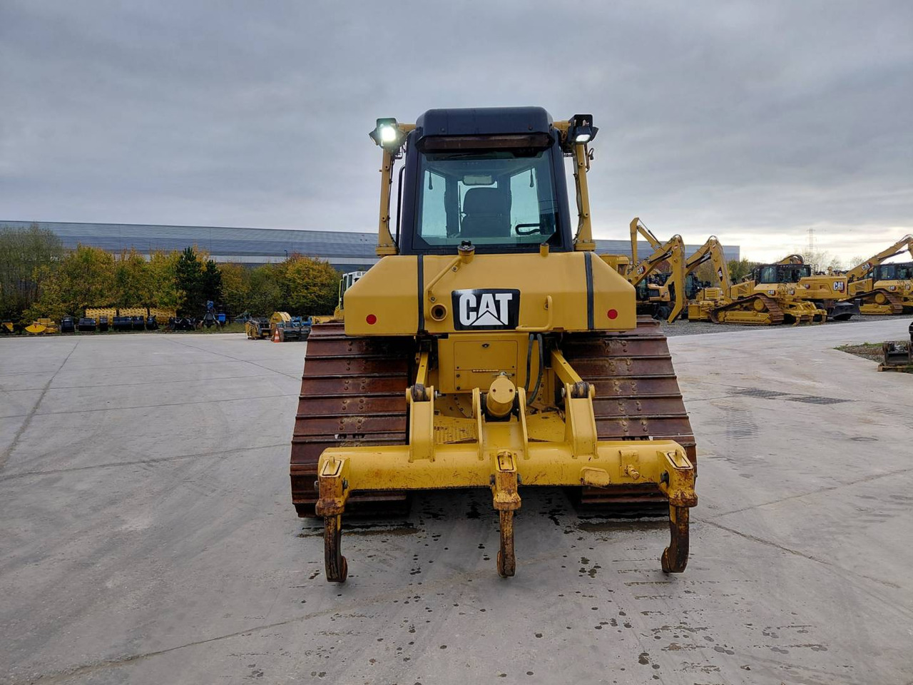 Buldozer CAT D6N3B LGP: Foto 7