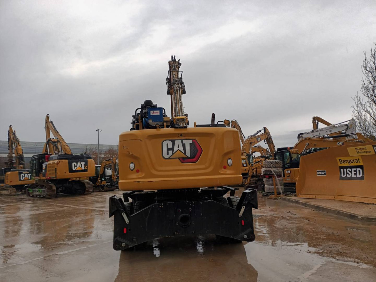 CAT MH3024-1 - Excavator pe roţi: Foto 5 CAT MH3024-1 - Excavator pe roţi: Foto 5