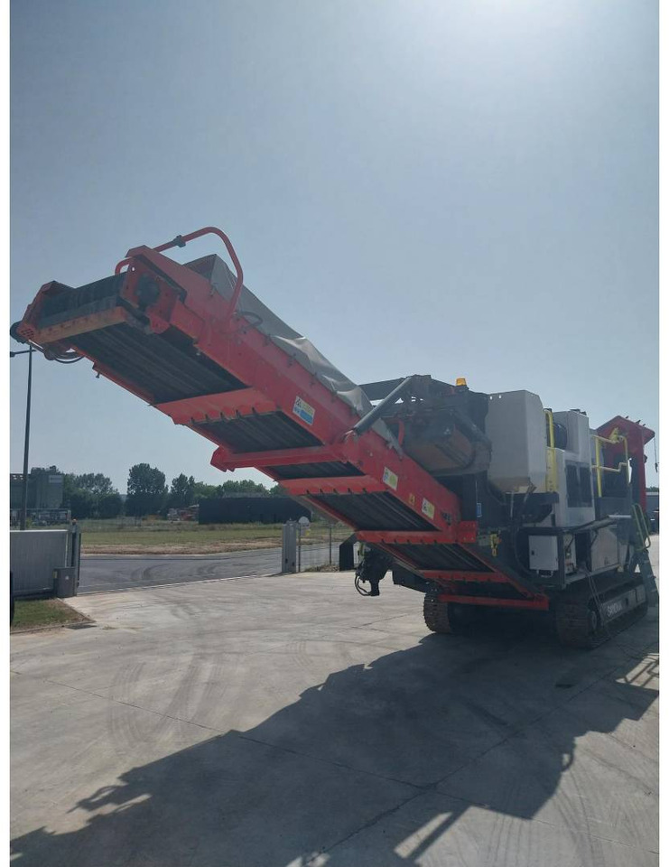 SANDVIK MINING & CONSTRUCTION QJ241 - Concasor mobil: Foto 1 SANDVIK MINING & CONSTRUCTION QJ241 - Concasor mobil: Foto 1