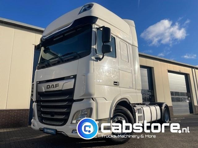 DAF XF 480 FT Euro 6 - Km 462.805 - Bouwjaar 2018 - SCC - Smart Tacho - PTO voorbereid - Good condition! - Cap tractor: Foto 2 DAF XF 480 FT Euro 6 - Km 462.805 - Bouwjaar 2018 - SCC - Smart Tacho - PTO voorbereid - Good condition! - Cap tractor: Foto 2