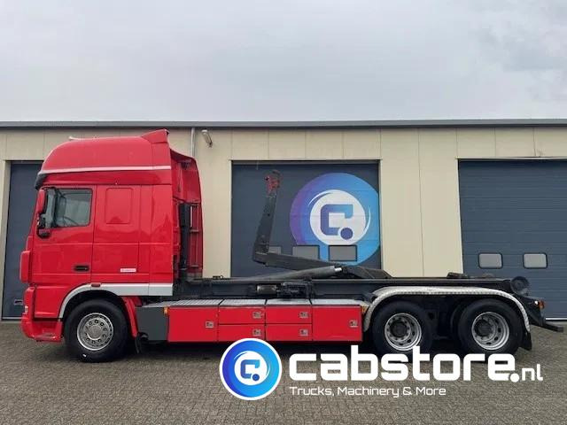 Camion cu cârlig DAF XF 105 .460 FAS Euro 5 - 25 ton's Haakarmsysteem - Hooklift - Abrolkipper - Year 2006 - ANALOG TACHO: Foto 6 Camion cu cârlig DAF XF 105 .460 FAS Euro 5 - 25 ton's Haakarmsysteem - Hooklift - Abrolkipper - Year 2006 - ANALOG TACHO: Foto 6