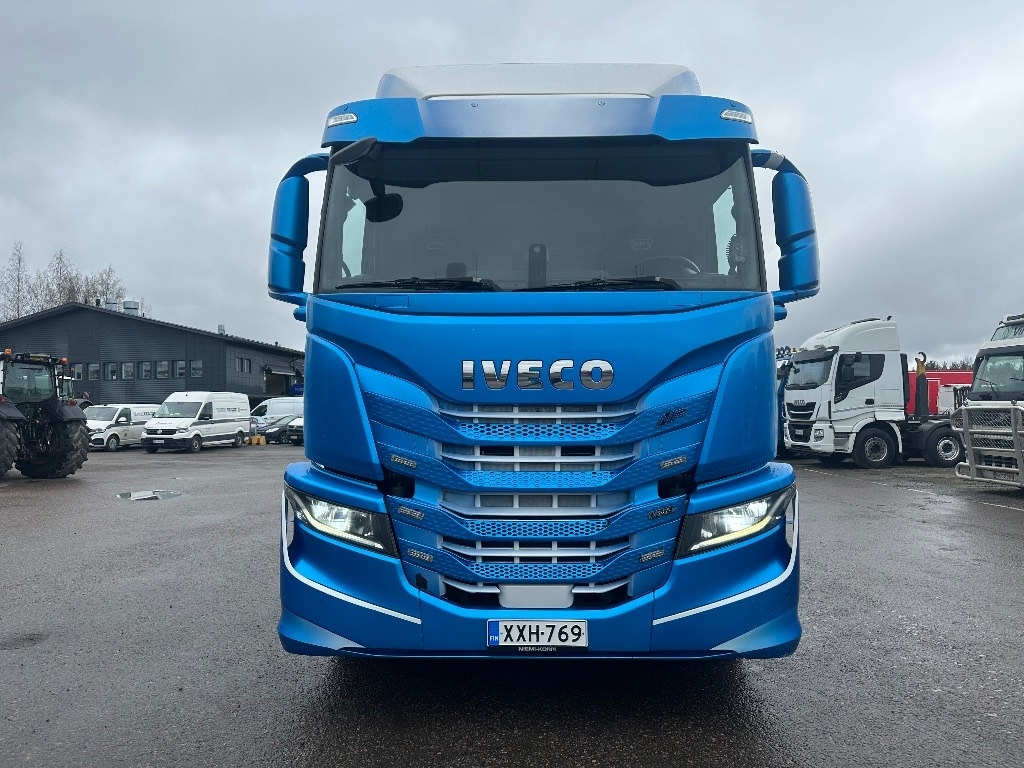 Iveco AD 260S40 Y/FS CNG - Camion cu cârlig: Foto 2 Iveco AD 260S40 Y/FS CNG - Camion cu cârlig: Foto 2