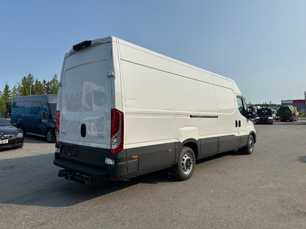 Iveco Daily 35S16A8 16m3 - Dubă: Foto 3 Iveco Daily 35S16A8 16m3 - Dubă: Foto 3
