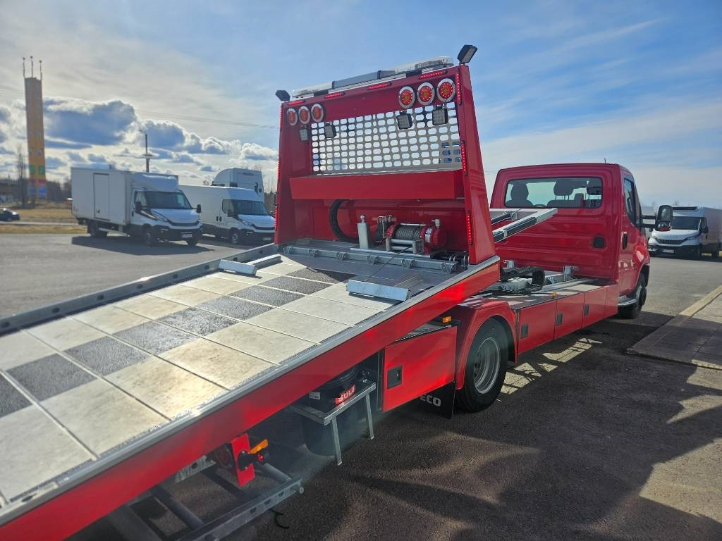 Iveco Daily 72 C180 nopeaan toimitukseen - Maşină de tractare: Foto 5 Iveco Daily 72 C180 nopeaan toimitukseen - Maşină de tractare: Foto 5