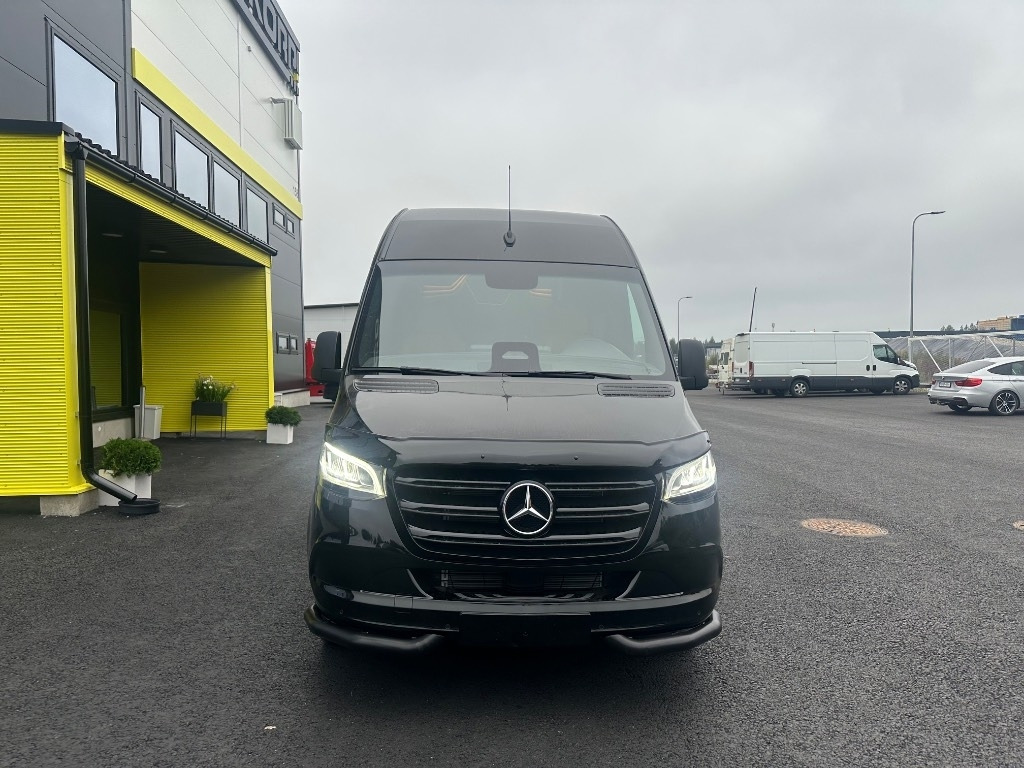 Mercedes-Benz Sprinter 319 Retkis - Dubă: Foto 3 Mercedes-Benz Sprinter 319 Retkis - Dubă: Foto 3