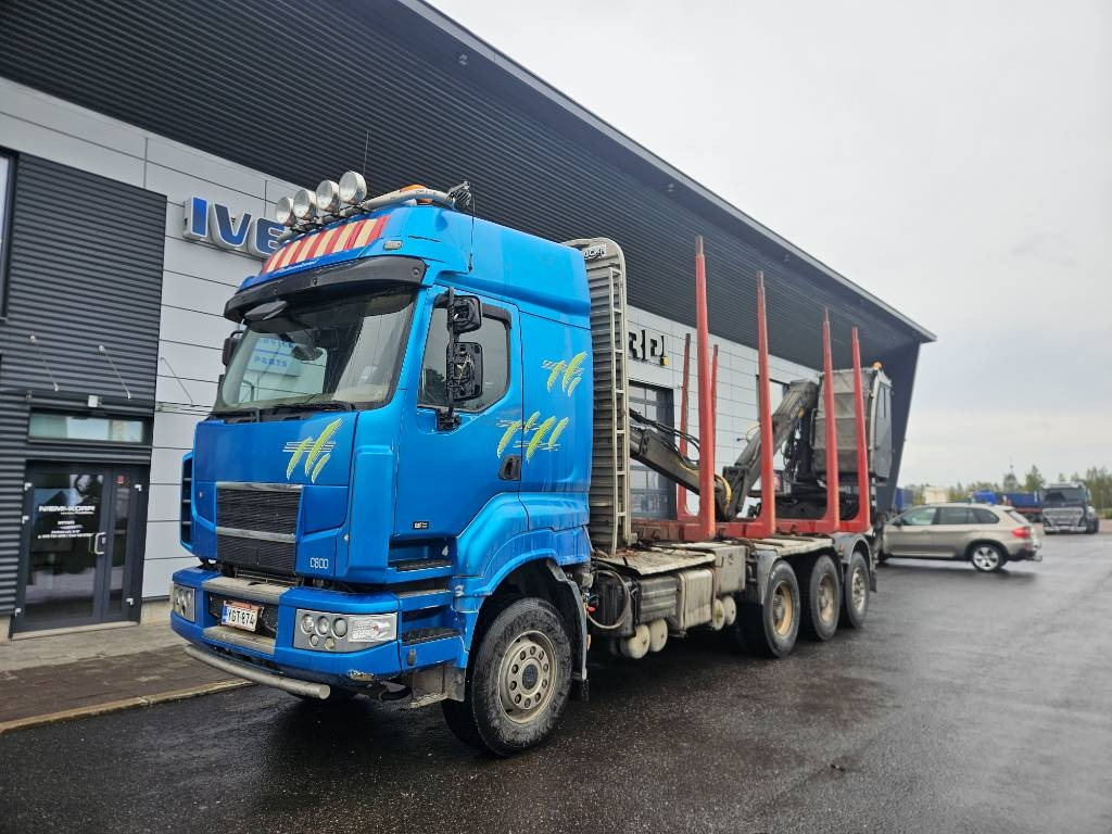 Sisu C600 8x4 kesla 2010 - Camion forestier: Foto 1 Sisu C600 8x4 kesla 2010 - Camion forestier: Foto 1