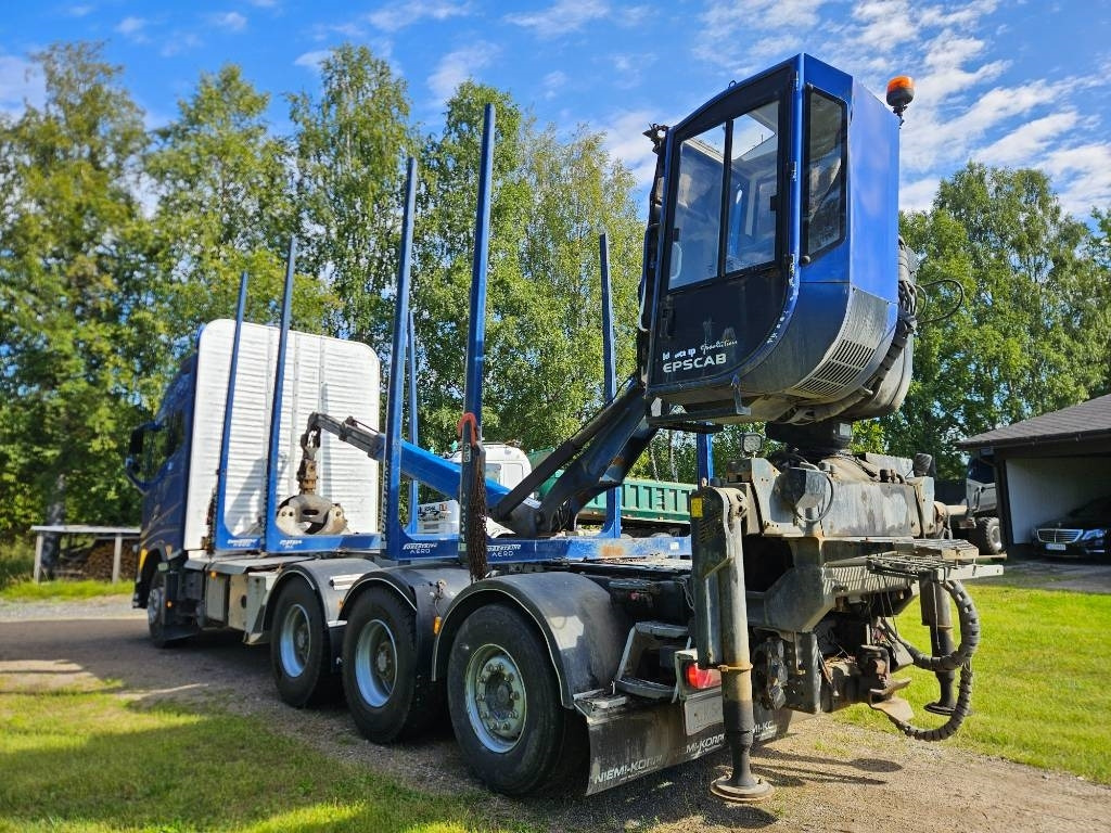Volvo FH 16 750 8x4 76tn yhdistelmä - Camion forestier: Foto 3 Volvo FH 16 750 8x4 76tn yhdistelmä - Camion forestier: Foto 3