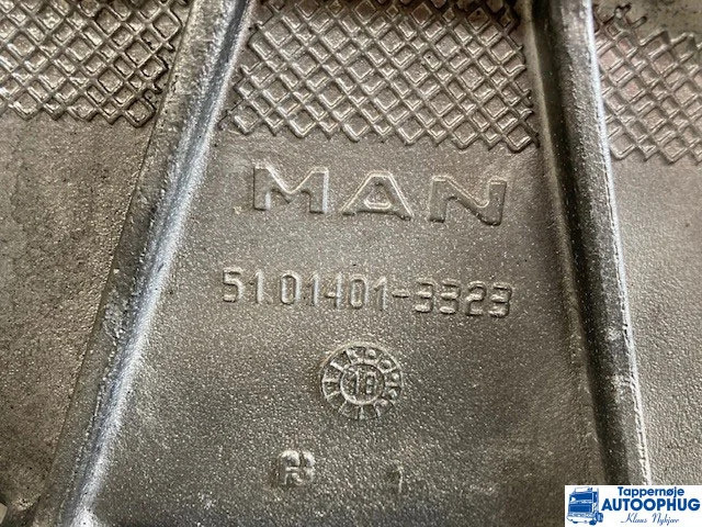 MAN Svinghjul / Flywheel housing OEM: 51.01401-5421 - Motor şi piese pentru Camion: Foto 2 MAN Svinghjul / Flywheel housing OEM: 51.01401-5421 - Motor şi piese pentru Camion: Foto 2