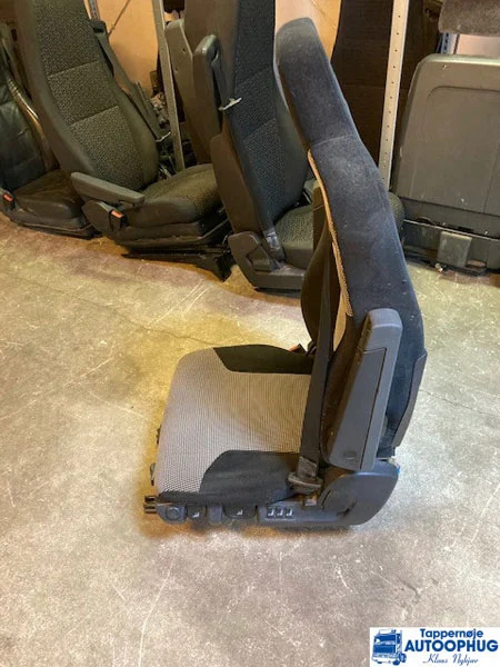 MAN TGX Sæde LH - Cabină și interior pentru Camion: Foto 1 MAN TGX Sæde LH - Cabină și interior pentru Camion: Foto 1