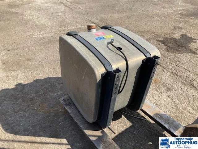 Scania Brandstof tank P/N: 1517304 / 1871188 - Rezervor combustibil pentru Camion: Foto 2 Scania Brandstof tank P/N: 1517304 / 1871188 - Rezervor combustibil pentru Camion: Foto 2