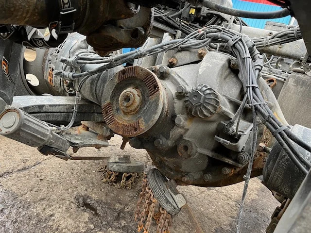 Camion şasiu Scania S590 6X2: Foto 6 Camion şasiu Scania S590 6X2: Foto 6