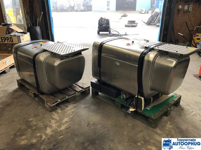 Scania Tank 540 P/N: 2132703 - Rezervor combustibil pentru Camion: Foto 1 Scania Tank 540 P/N: 2132703 - Rezervor combustibil pentru Camion: Foto 1