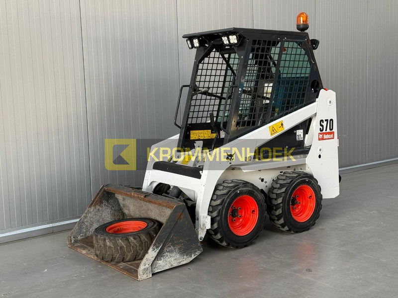 Bobcat S 70 - Mini încărcător: Foto 2 Bobcat S 70 - Mini încărcător: Foto 2