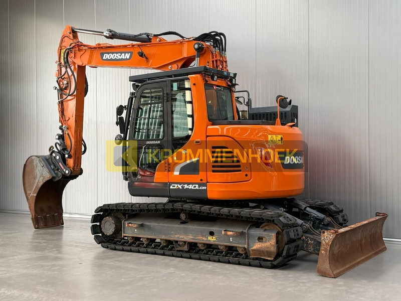 Doosan DX 140 LCR-5 Oilquick - Excavator pe şenile: Foto 3 Doosan DX 140 LCR-5 Oilquick - Excavator pe şenile: Foto 3