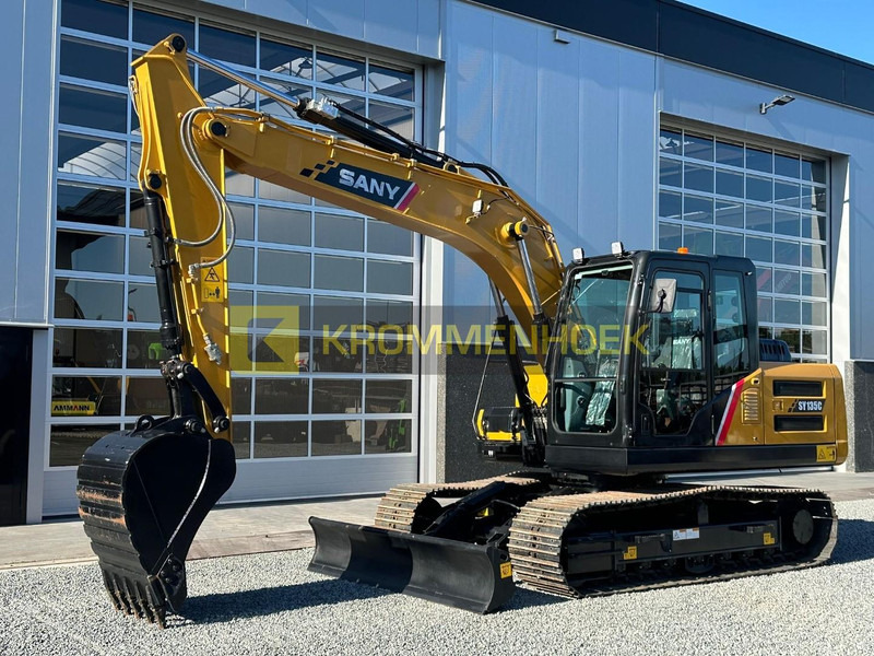 Sany SY 135 C - Excavator pe şenile: Foto 2 Sany SY 135 C - Excavator pe şenile: Foto 2