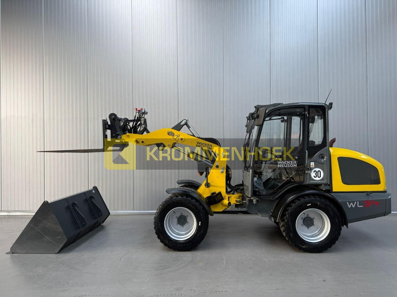 WACKER NEUSON WL 34 - Încărcător frontal pe pneuri: Foto 1 WACKER NEUSON WL 34 - Încărcător frontal pe pneuri: Foto 1
