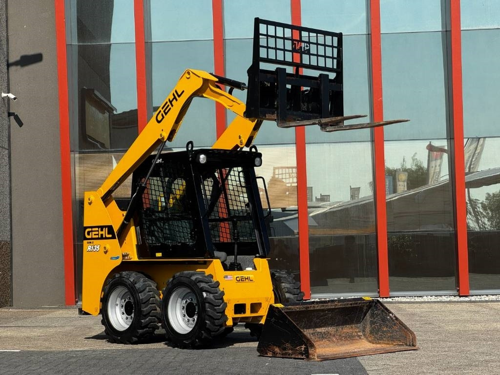 Gehl R135 / Mantitou 1350R, 2022, 115 hours! - Mini excavator: Foto 4 Gehl R135 / Mantitou 1350R, 2022, 115 hours! - Mini excavator: Foto 4