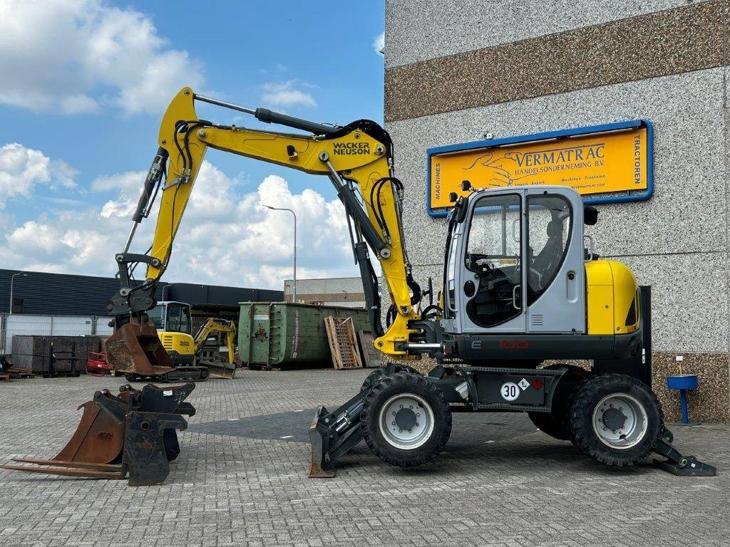 Wacker Neuson EW100 – 1376 hours – 2019!! - Excavator pe roţi: Foto 2 Wacker Neuson EW100 – 1376 hours – 2019!! - Excavator pe roţi: Foto 2