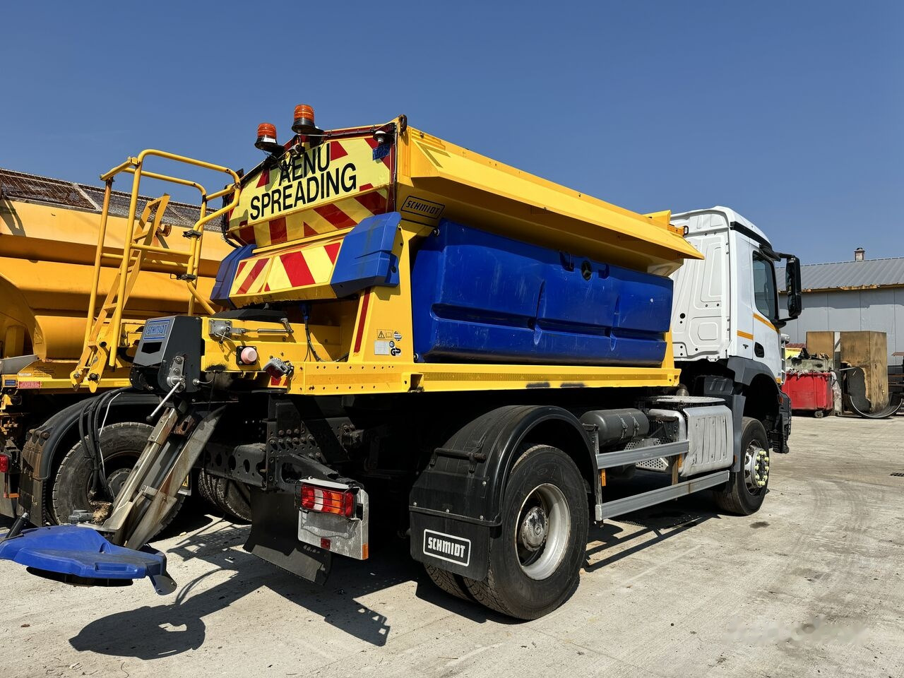 Mercedes-Benz 1824 - Maşina comunala, Camion: Foto 3 Mercedes-Benz 1824 - Maşina comunala, Camion: Foto 3