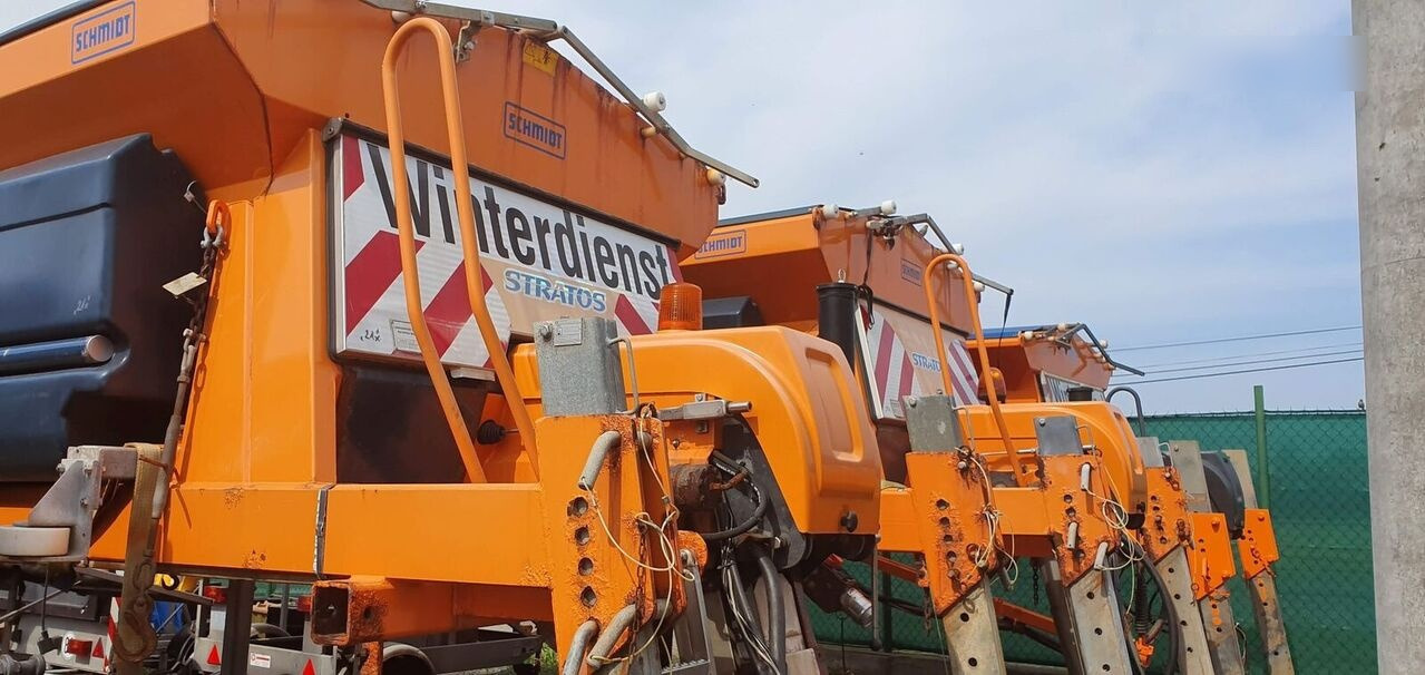 Schmidt Solarko piaskarka SCHMIDT STRATOS 5m3 20 - Sararita pentru Maşina comunala: Foto 3 Schmidt Solarko piaskarka SCHMIDT STRATOS 5m3 20 - Sararita pentru Maşina comunala: Foto 3
