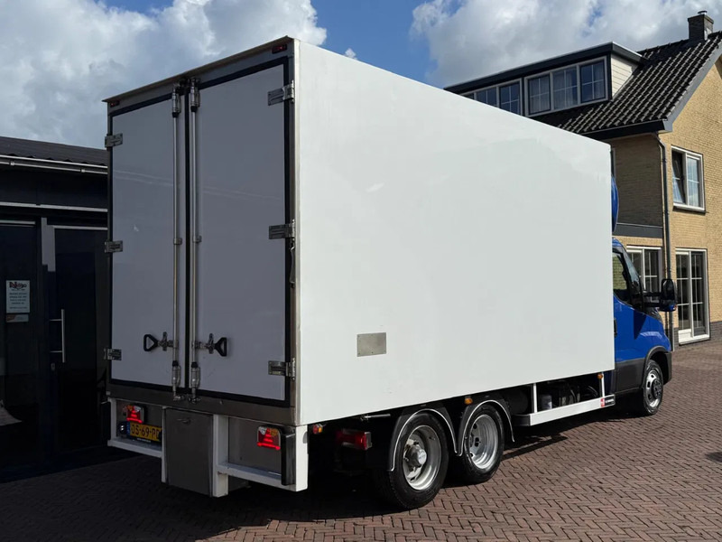 Iveco Daily 40C18 3.0 180PK Aut.Clixtar Koeler 2.6 ton Laadvm. BE License - Cap tractor: Foto 3 Iveco Daily 40C18 3.0 180PK Aut.Clixtar Koeler 2.6 ton Laadvm. BE License - Cap tractor: Foto 3