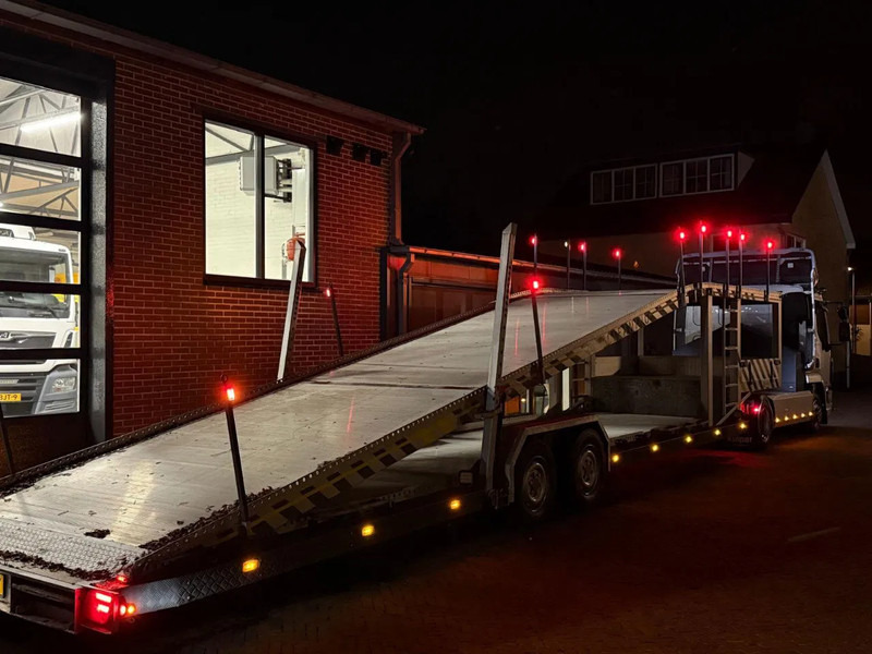 DAF LF 230 Autotransporter Showtruck 4/5 Lader 3 Seats Camera - Camion transport auto: Foto 2 DAF LF 230 Autotransporter Showtruck 4/5 Lader 3 Seats Camera - Camion transport auto: Foto 2