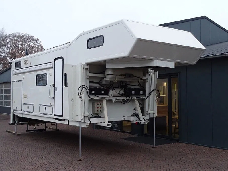 Iveco Eurocargo 12.250 AUT LEER CAM CAMPERUNIT TKM 31000 - Maşină de tractare: Foto 5 Iveco Eurocargo 12.250 AUT LEER CAM CAMPERUNIT TKM 31000 - Maşină de tractare: Foto 5