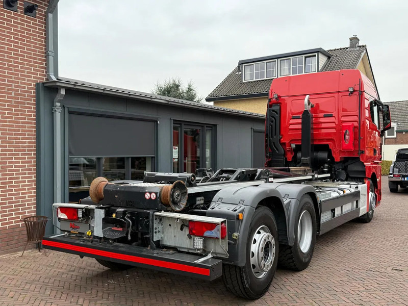 MAN TGX 26.470 Haakarm VDL 21.T XLX Bed Fridge Smart Select - Camion transport containere/ Swap body: Foto 1 MAN TGX 26.470 Haakarm VDL 21.T XLX Bed Fridge Smart Select - Camion transport containere/ Swap body: Foto 1