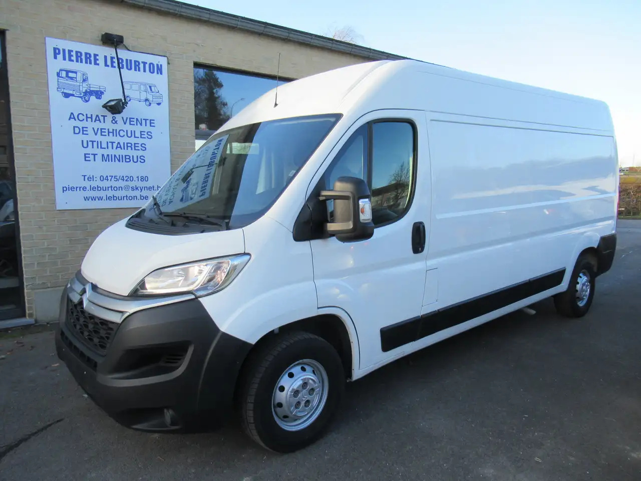 Citroen Jumper L3H2 NOUVEAU MOTEUR AVEC FACTURE - Dubă: Foto 1 Citroen Jumper L3H2 NOUVEAU MOTEUR AVEC FACTURE - Dubă: Foto 1