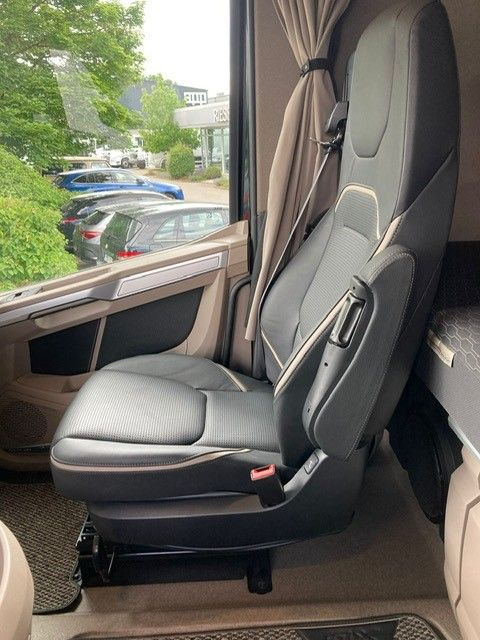 Cap tractor DAF XG 530 FT Vollluft Leder Kamera SpurH DAF XG 530 FT Vollluft Leder Kamera: Foto 6