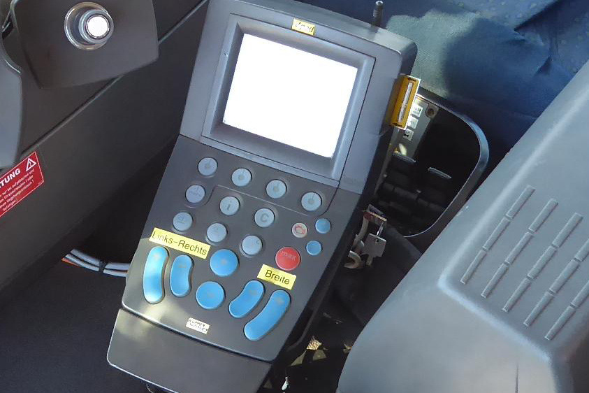 KÜPPER-WEISSER /GMEINER/BUCHER Feuchtsalzstreuer Salzstreuer Streuer auf Abrollgestell - Camion cu cârlig: Foto 4 KÜPPER-WEISSER /GMEINER/BUCHER Feuchtsalzstreuer Salzstreuer Streuer auf Abrollgestell - Camion cu cârlig: Foto 4