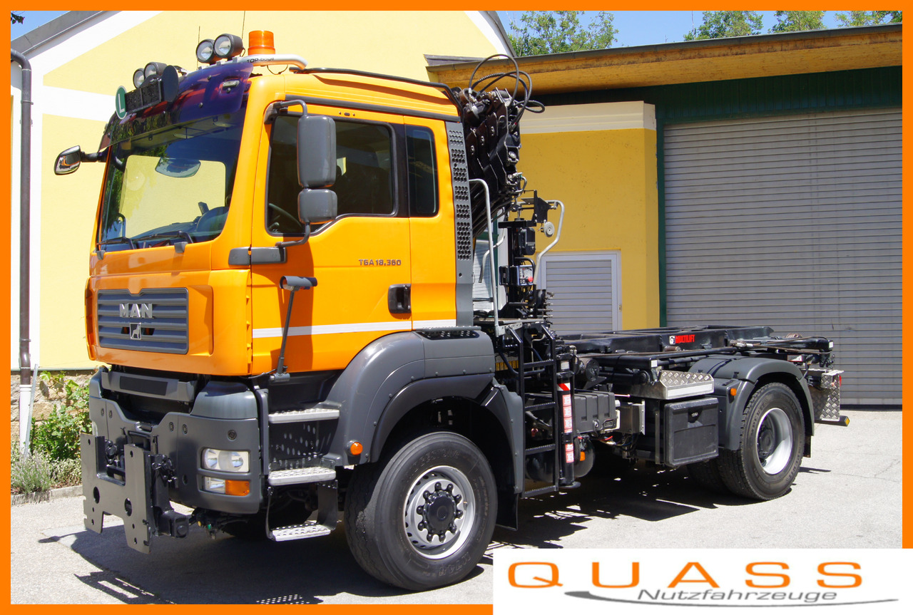 MAN TGA 18.360 BL 4x4/Euro 4/TÜV/HIAB 111 korbfähig/MULTILIFT/Winterdienst - Camion cu cârlig, Camion cu macara: Foto 1 MAN TGA 18.360 BL 4x4/Euro 4/TÜV/HIAB 111 korbfähig/MULTILIFT/Winterdienst - Camion cu cârlig, Camion cu macara: Foto 1