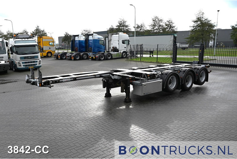 D-Tec FLEXITRAILER | 2x20-30-40-45ft HC * 2x LIFT AXLE * 3x EXTENDABLE * ADR * APK 10-2026 * NL TRAILER - Semiremorcă transport containere/ Swap body: Foto 5 D-Tec FLEXITRAILER | 2x20-30-40-45ft HC * 2x LIFT AXLE * 3x EXTENDABLE * ADR * APK 10-2026 * NL TRAILER - Semiremorcă transport containere/ Swap body: Foto 5