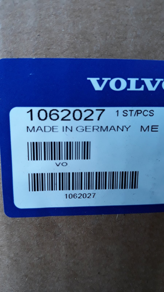 VOLVO STEERING WHEEL 1062027 - Volan pentru Camion: Foto 5 VOLVO STEERING WHEEL 1062027 - Volan pentru Camion: Foto 5