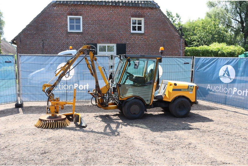 Belos Trans Pro 54 - Măturătoare stradală: Foto 1 Belos Trans Pro 54 - Măturătoare stradală: Foto 1