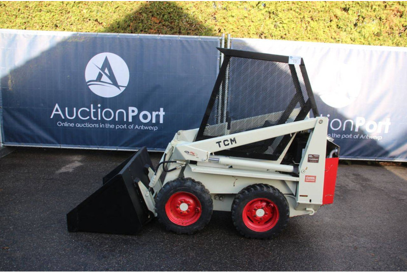 Bobcat 315 - Încărcător frontal pe pneuri: Foto 2 Bobcat 315 - Încărcător frontal pe pneuri: Foto 2