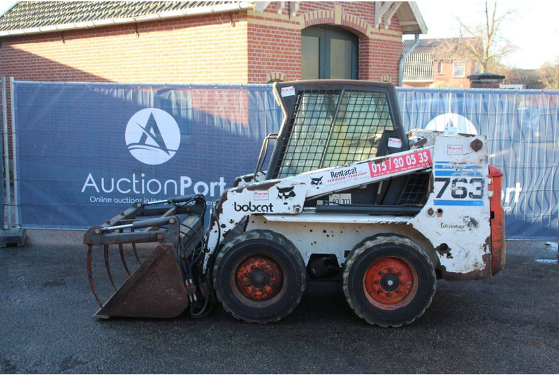 Bobcat 763 - Încărcător frontal pe pneuri: Foto 2 Bobcat 763 - Încărcător frontal pe pneuri: Foto 2